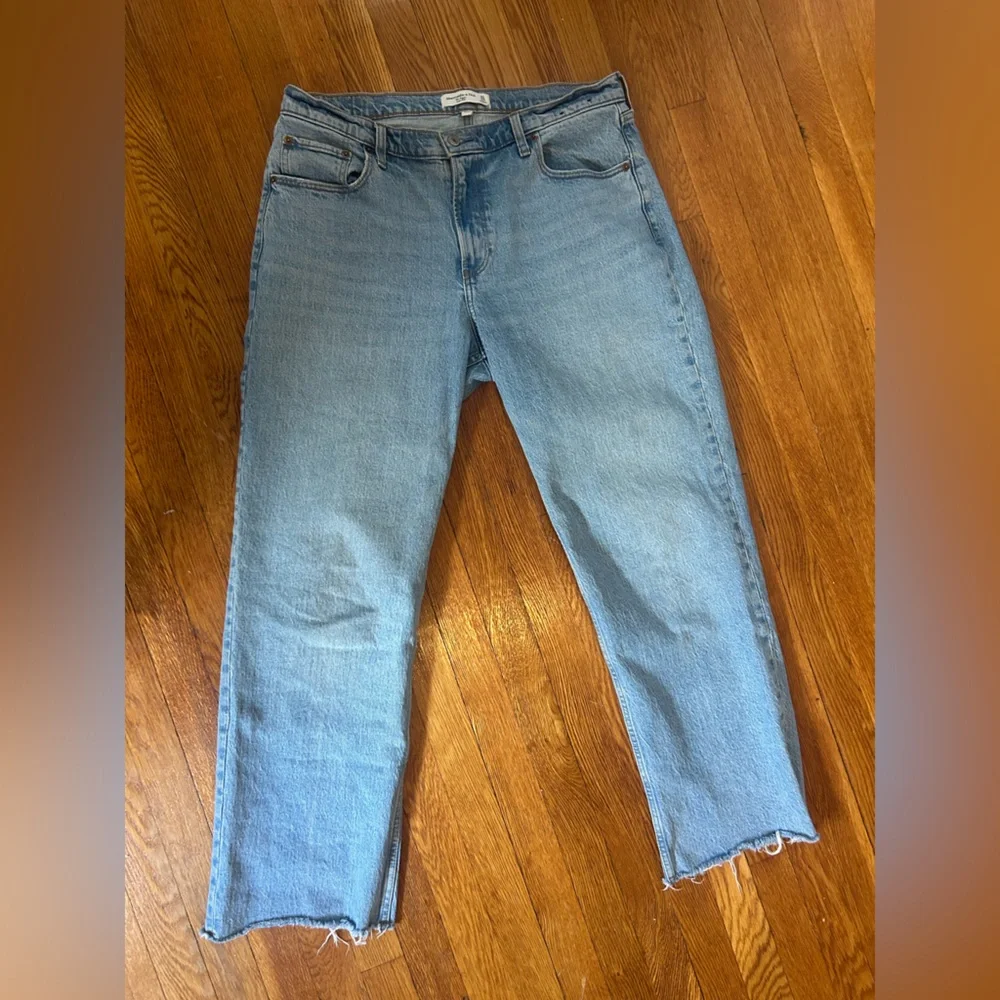 Abercrombie & Fitch Curve Love Low Rise Baggy Jean - Picture 3 of 4